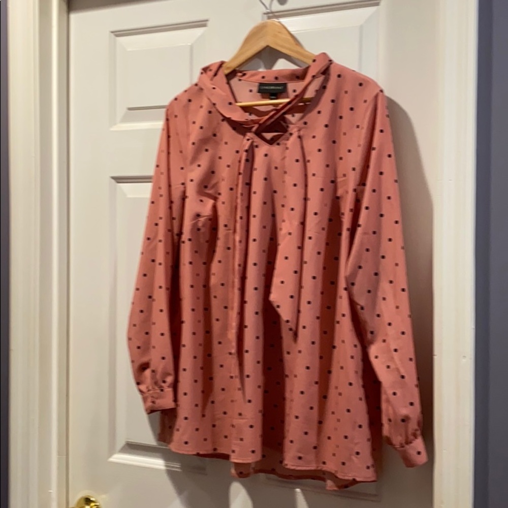 Black polka dot Pink Blouse